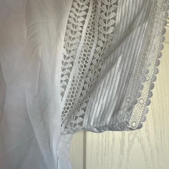 Banana Republic AURIENE LACE
MAXI DRESS - Picture 8 of 13